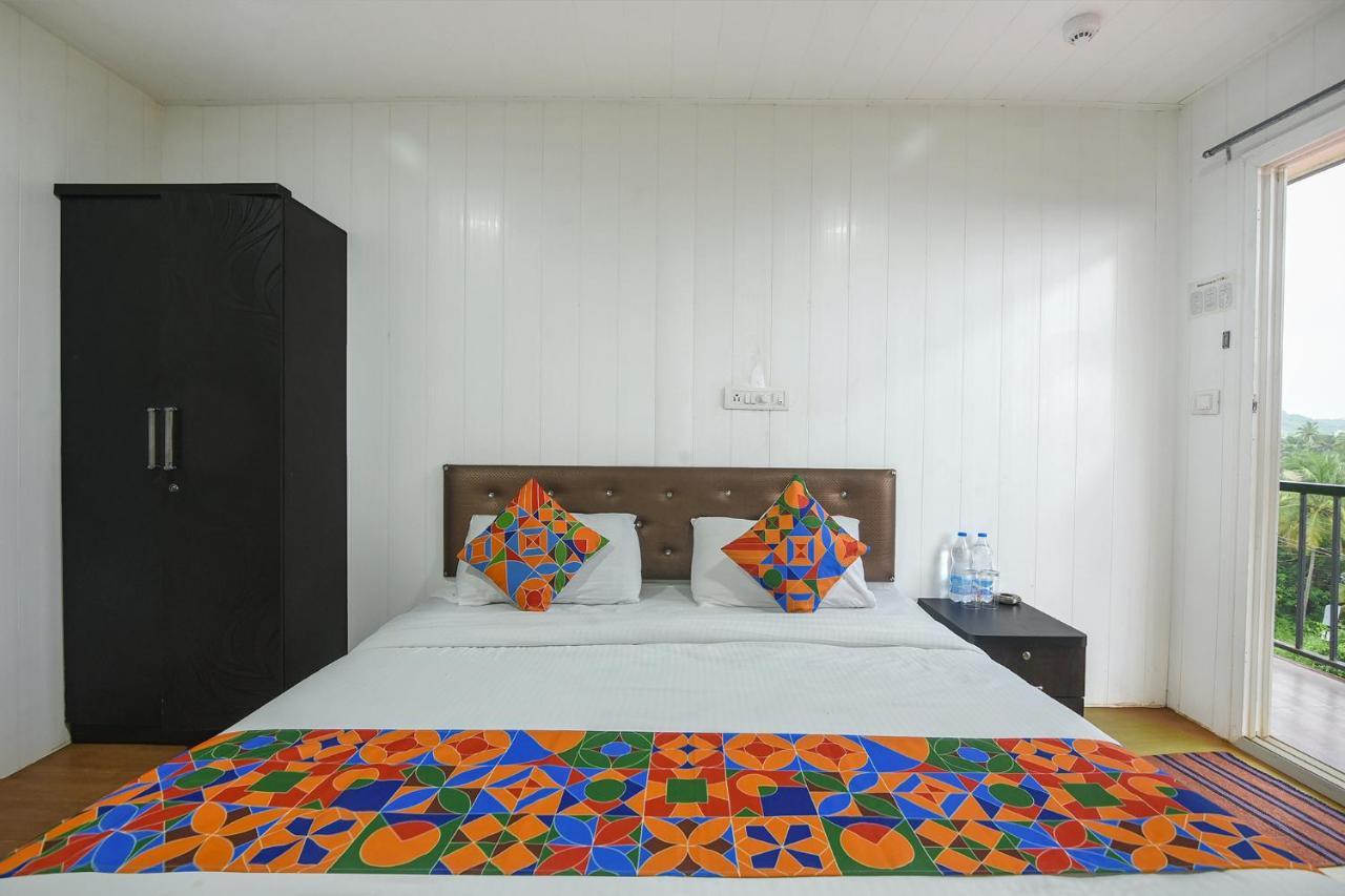 Fabexpress Vincy Palace, Mandrem Beach Hotell Eksteriør bilde